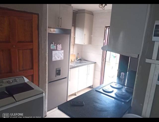 2 BEDROOM HOUSE FOR SALE IN DAWN PARK EXT